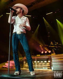 Justin Moore 11