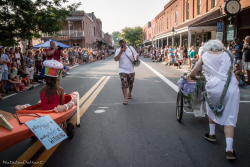 bath-tub-races-2013-web-2116