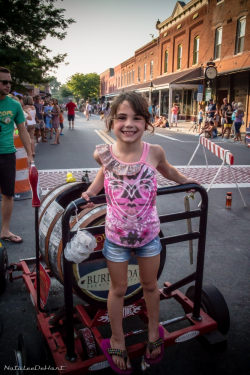 bath-tub-races-2013-web-2129
