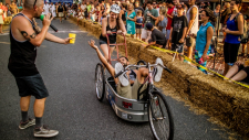 WEB 2016 bathtub races-5604