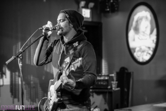 WEB Frozen Harbor 2015-4354