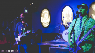 WEB Frozen Harbor 2015-9760152