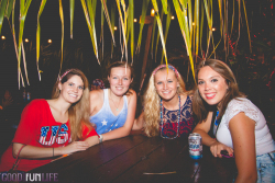Mackys Red White Blue-7809
